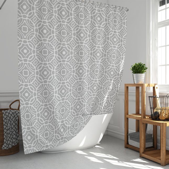 Cortina De Ducha Quatrefoil dibujado de mano gris y blanca (Subido por el creador)