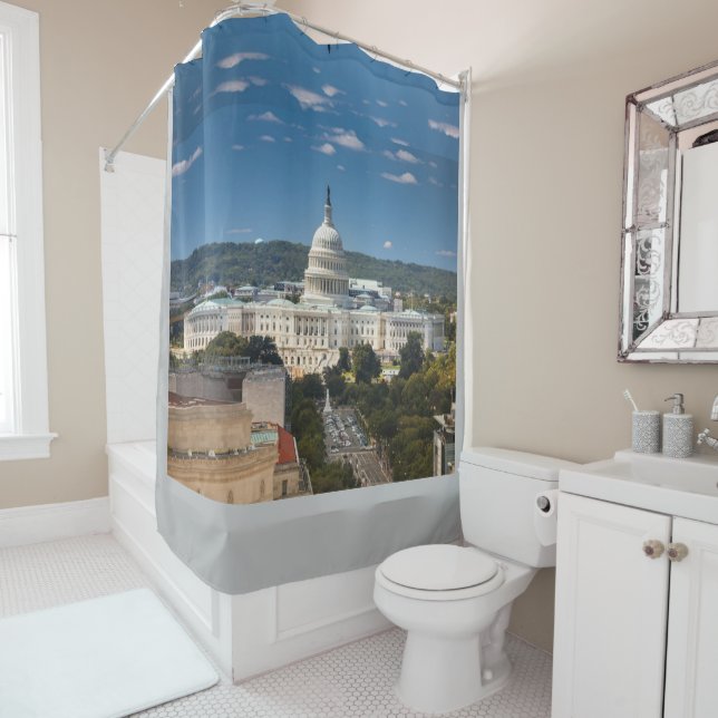 CORTINA DE DUCHA ¿QUÉ CASA? (In situ)