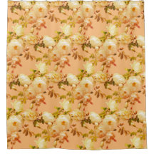 Rosas blancas románticas en naranja