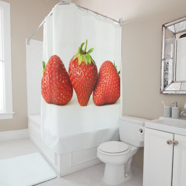 Cortina De Ducha Tres fresas en blanco (In situ)