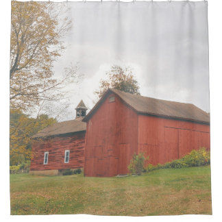 Cortina de ducha Western Mass Big Red Barn en otoñ