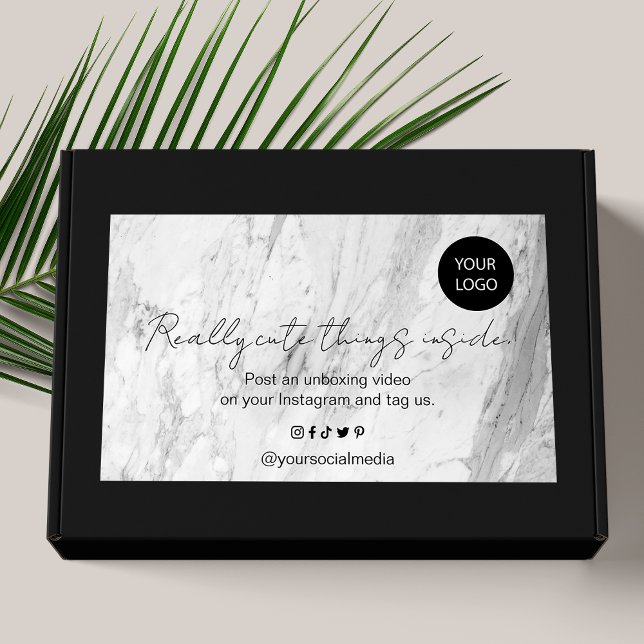 Cosas pequeñas dentro de los Pegatinas (Subido por el creador)