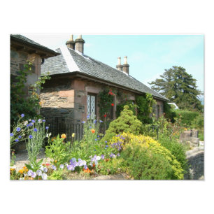 Cottage Inglés II con Jardín de Flores Fotografía
