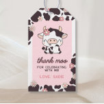 Cow Birthday Floral Pink Gracias Etiquetas Moo Fav<br><div class="desc">Complete su celebración con nuestras encantadoras etiquetas de Favor del Cumpleaños de la Vaca! Con una adorable vaca bebé en un fondo rosado, estas etiquetas están bordeadas por manchas de vacas y margaritas. Ideal para los fiestas con temas vacíos, estas etiquetas favoritas son la forma perfecta de decir "gracias a...</div>