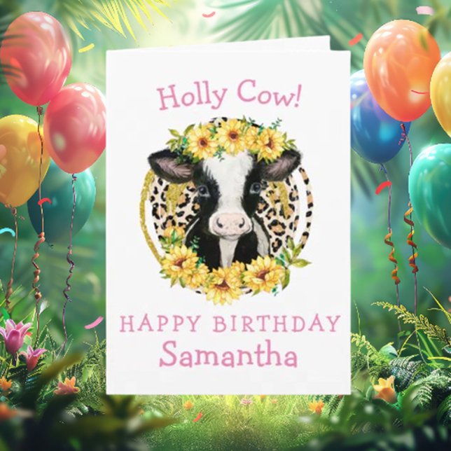 Cow Sunflowers tarjeta de cumpleaños feliz ( Imagine a sweet cow surrounded by vibrant sunflowers on a birthday card—how adorable is that?)