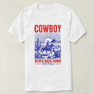 Cowboy monta una camiseta de caballo