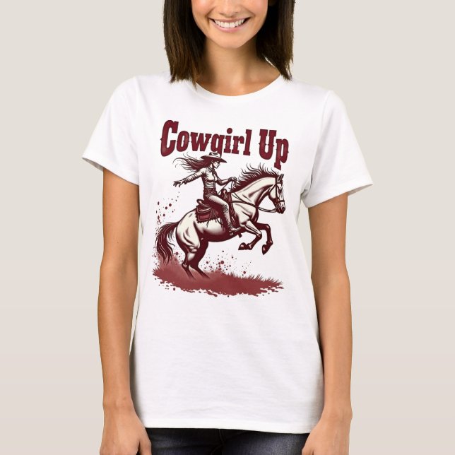 Cowgirl Up Tee - Camisa gráfica de Rodeo Occidenta (Anverso)