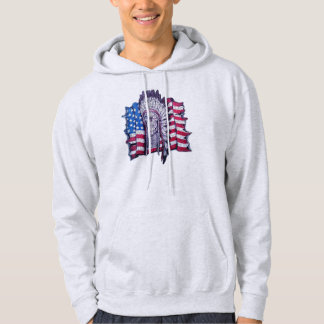 Cráneo del nativo americano y sudadera con capucha