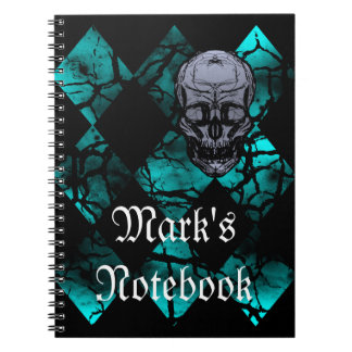 Cráneo y cuaderno góticos impresionantes del