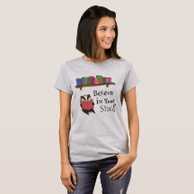 Crea en su estante - camiseta
