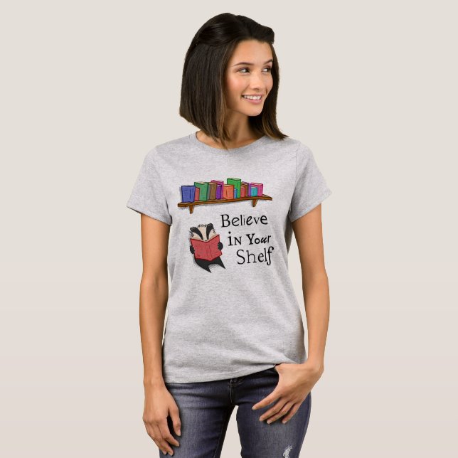 Crea en su estante - camiseta (Anverso completo)