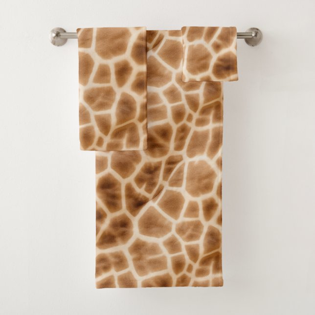 Cream Brown Giraffe Animal Print (In situ)