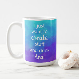 Crear cosas únicas y beber tazas de té