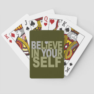 CREE EN TI MISMO personalizado jugando cartas