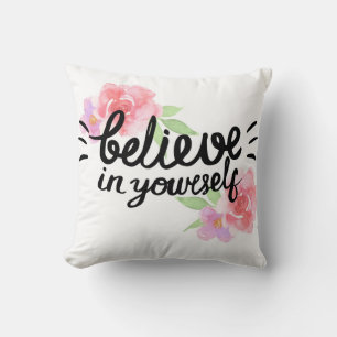 Cree en tu propia almohada decorativa