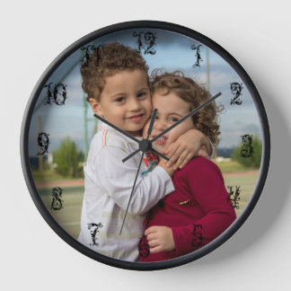 CREE SU PROPIO RELOJ CON NÚMEROS DE FANCY NEGROS