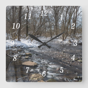 Creek En El Reloj De Pared De Sequiota