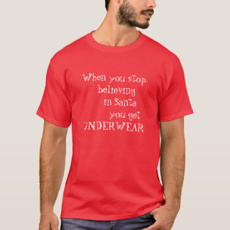 Creencia de santa de la camiseta