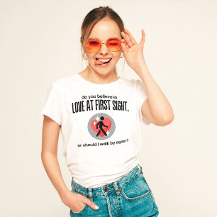 ¿Crees En El Amor De La Camiseta De Primera Vista?