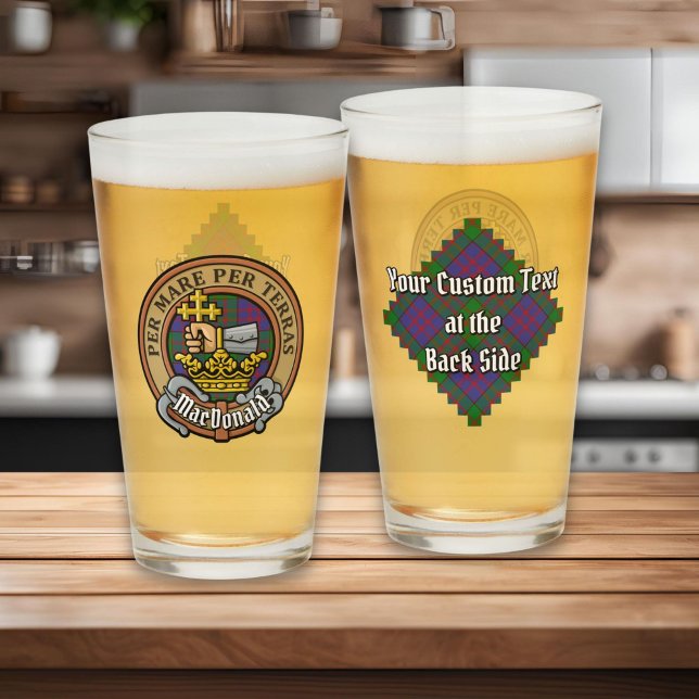 Crest de Clan MacDonald sobre Tartán (Subido por el creador)