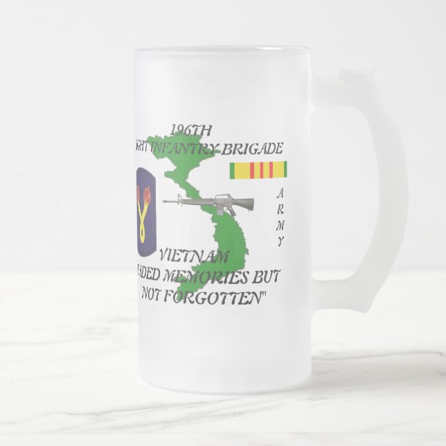 Cristal Esmerilado 196o Taza helada Vietnam ligera de los Inf (Derecha)
