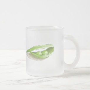 Cristal Esmerilado Dos guisantes en una taza de la vaina
