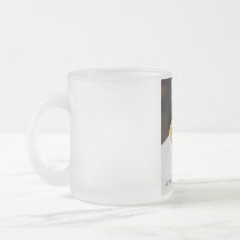 Impulsado por Café – Diseño Divertido de Taza para