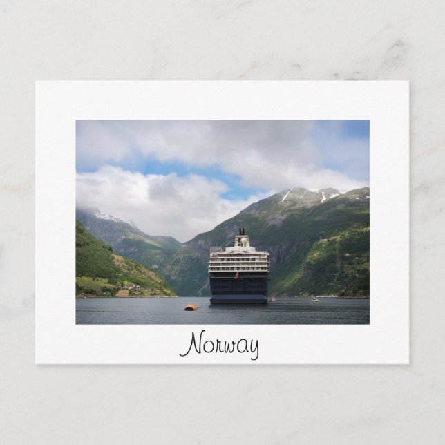 Cruceros en la postal de texto blanco Geirangerfjo (Anverso)