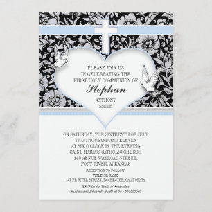 Cruz del bautizo y invitación azules del corazón