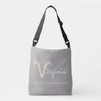 Bolso con monograma V significado del nombre Virgi