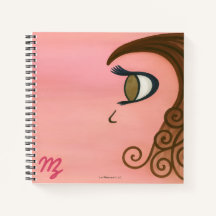 Cuaderno a la izquierda de Curl Chica