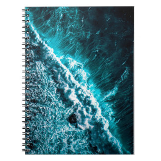 Cuaderno A notebook with an elegant design for sea waves