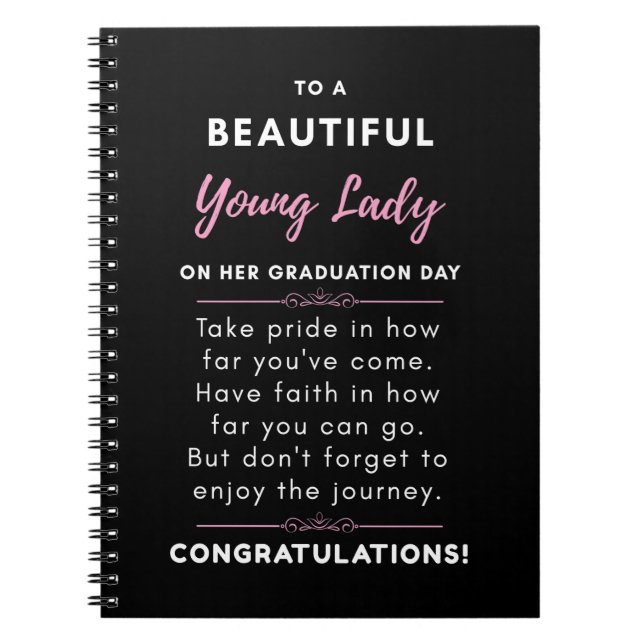 Cuaderno A Una Hermosa Joven En Su Día De Graduación (Frente)