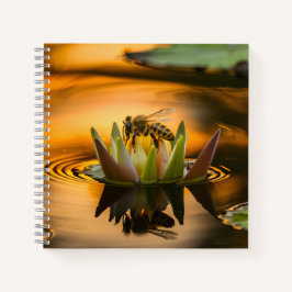 Cuaderno Abeja de miel sobre la flor