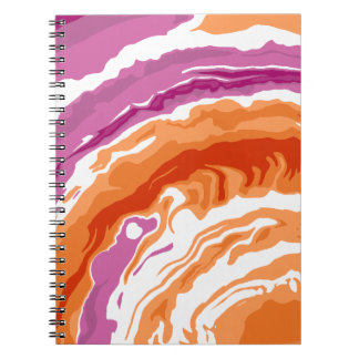 Cuaderno abstracto de pintura vertida con orgullo