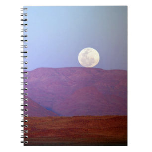 Cuaderno África, Namibia, Sossusvlei. Una luna llena descan