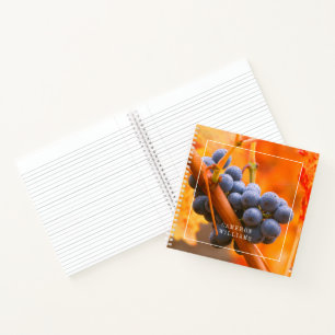 Cuaderno Agrega tu nombre Uva madura en viñedo