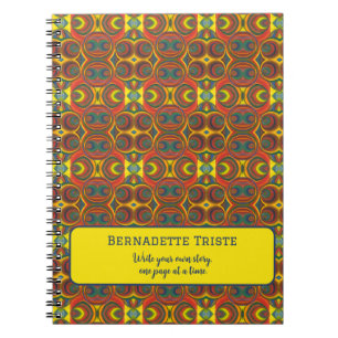 Cuaderno Agregar Patrón Inspirado en Búho con Nombres Rojo