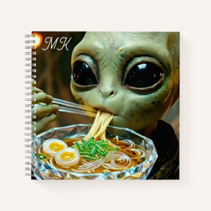 Cuaderno Alienígena divertida comiendo fideos Ramen monogra