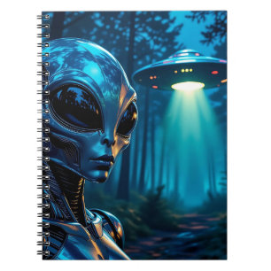 Cuaderno Alienígenas hiperrealistas y OVNI en el bosque
