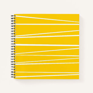 Cuaderno amarillo de rayas españolas cuadrado
