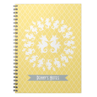 Cuaderno amarillo y blanco del Seahorse