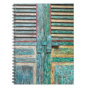 Cuaderno antigua puerta de madera de época