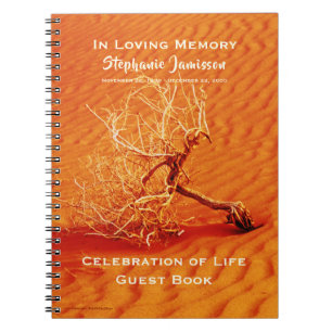 Cuaderno Árbol en la celebración de la arena del desierto d