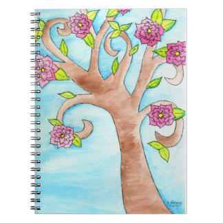 Cuaderno Árbol precioso con las flores rosadas