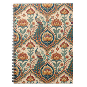 Cuaderno Arte de hermoso pavo real y patrón floral indio