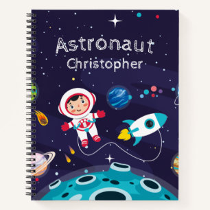 Cuaderno  Astronaut child on the moon, monogrammed name