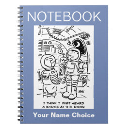 Cuaderno Astronautas en nave espacial oyen golpes