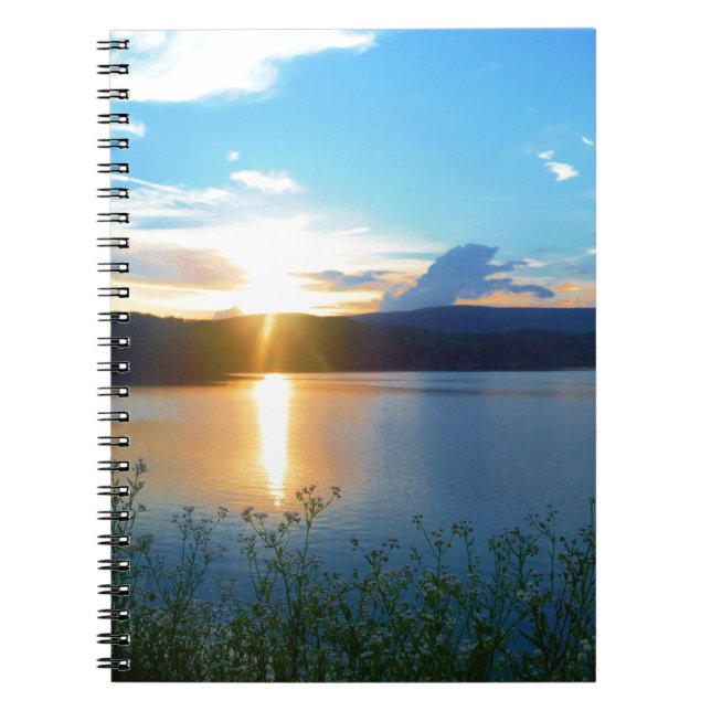 Cuaderno Atardecer azul en el lago (Frente)