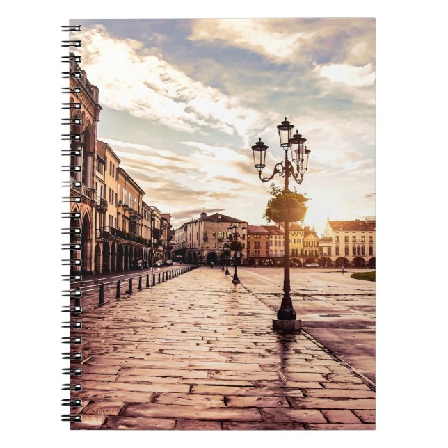 Cuaderno Atardecer en la plaza de Padova en Italia (Frente)